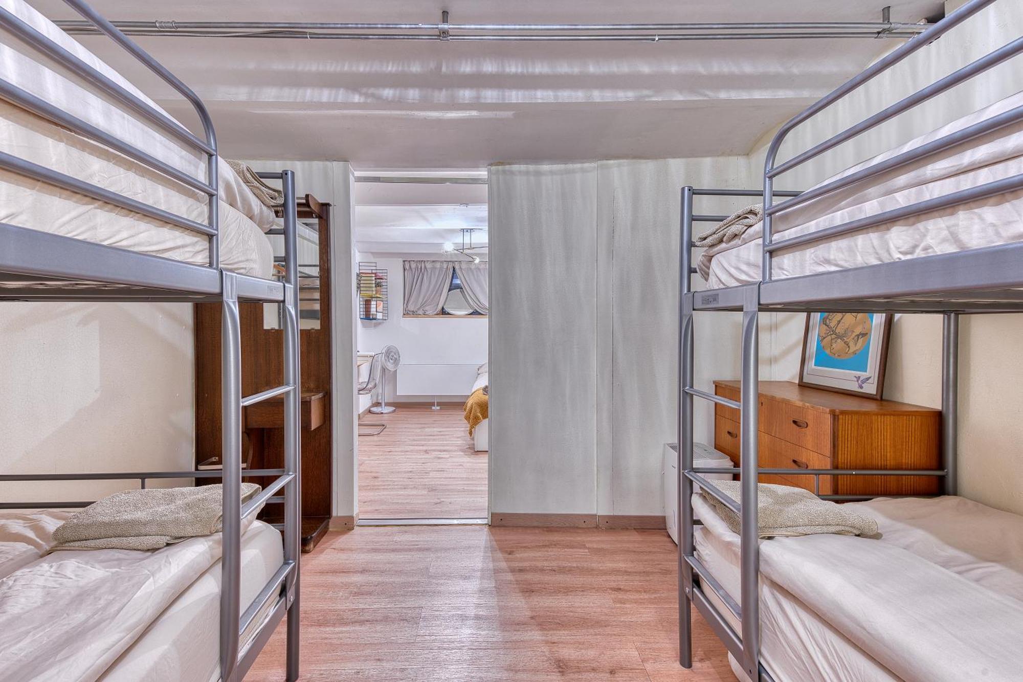 Comenstay Brussels Андерлехт Экстерьер фото