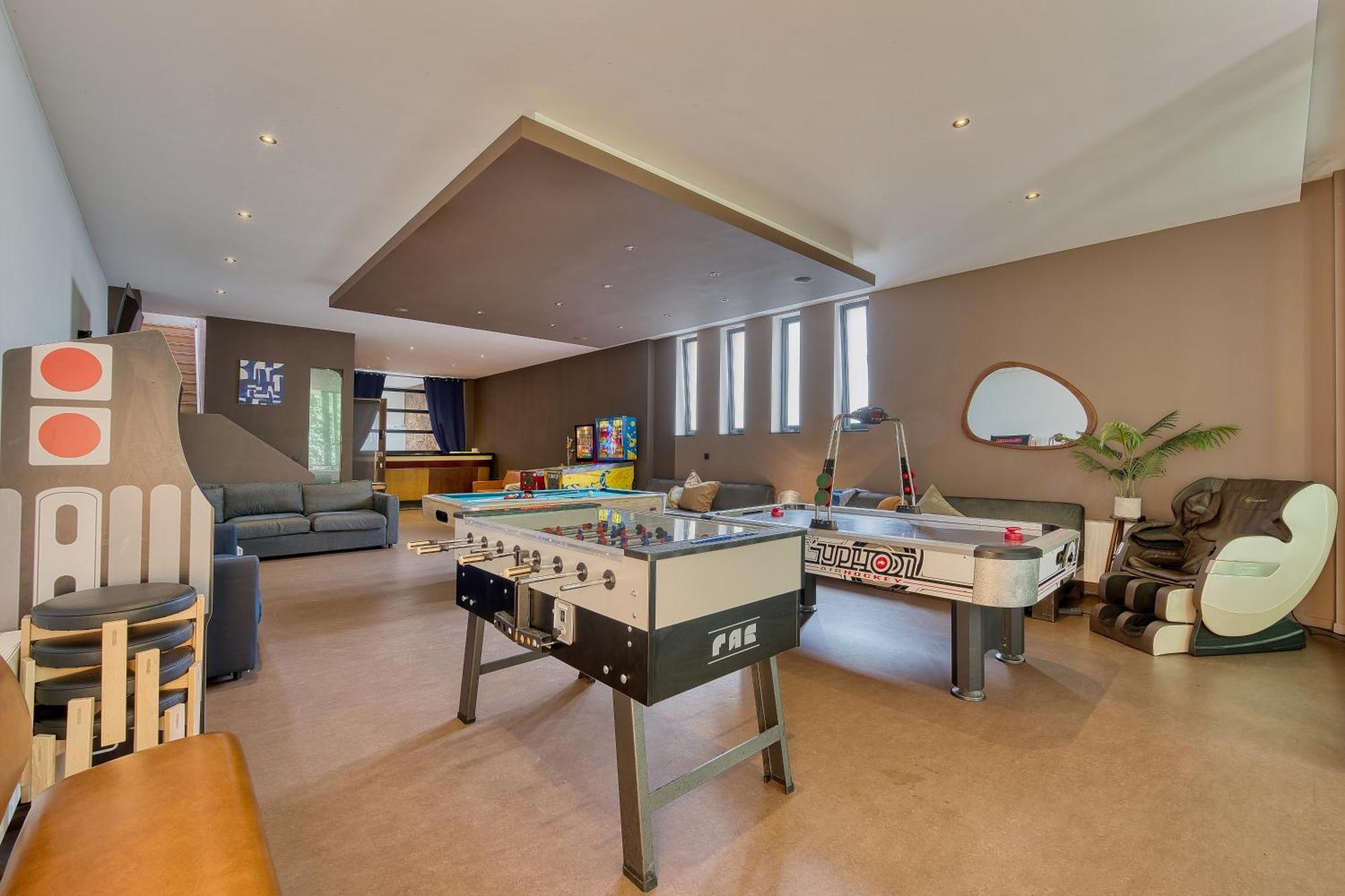 Comenstay Brussels Андерлехт Экстерьер фото