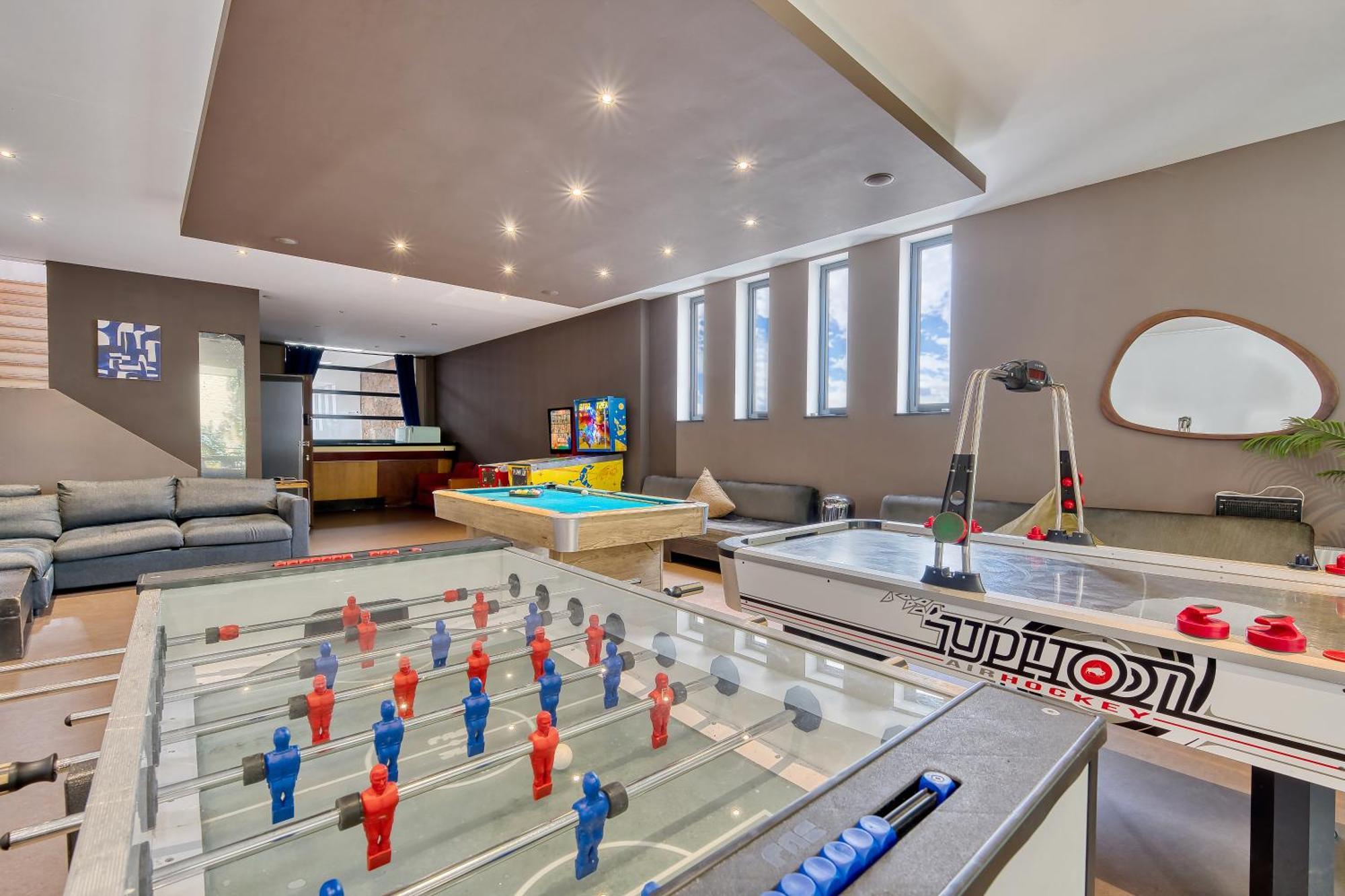 Comenstay Brussels Андерлехт Экстерьер фото